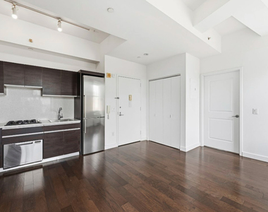 116 John Street - Photo Thumbnail 2