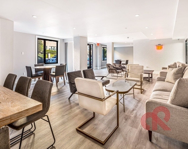 177-30 Wexford Terrace - Photo Thumbnail 8