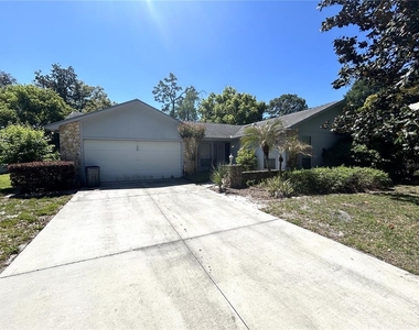 305 Coble Drive - Photo Thumbnail 2