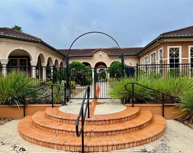 5578 Metrowest Boulevard - Photo Thumbnail 15