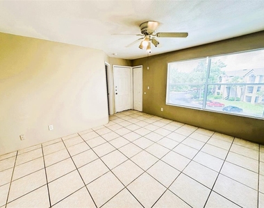 4760 Walden Circle - Photo Thumbnail 9