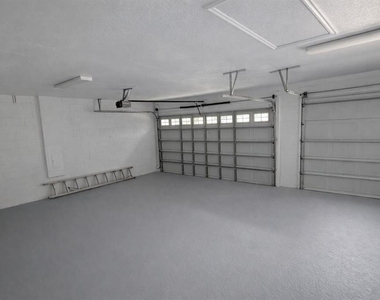3504 Valleyview Drive - Photo Thumbnail 17