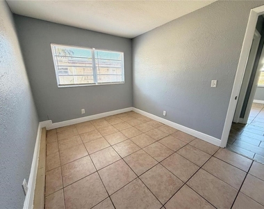 922 Martin Luther King Boulevard Ne - Photo Thumbnail 7