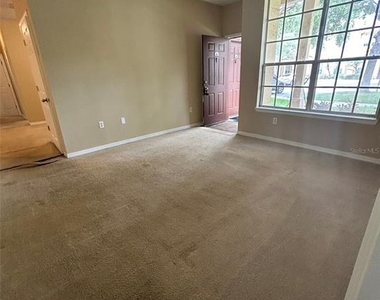 823 Grand Regency Point - Photo Thumbnail 4
