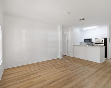 3599 Conroy Road - Photo Thumbnail 6
