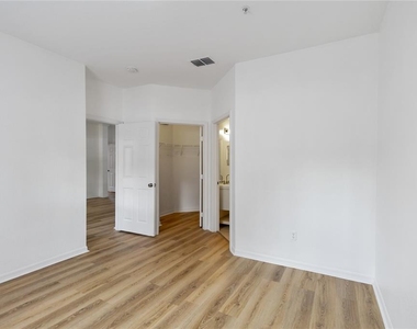 3599 Conroy Road - Photo Thumbnail 17