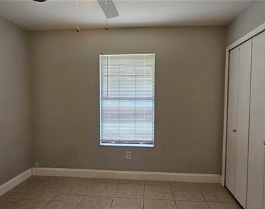 2625 Spring Valley Circle - Photo Thumbnail 7
