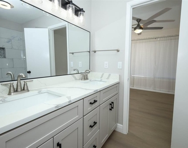 4029 Henley Road - Photo Thumbnail 22