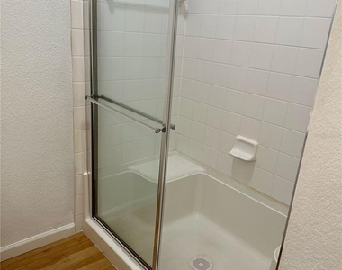 624 Arbor Lakes Circle - Photo Thumbnail 19