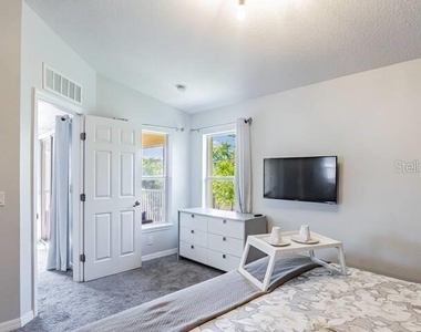 2788 Club Cortile Circle - Photo Thumbnail 12