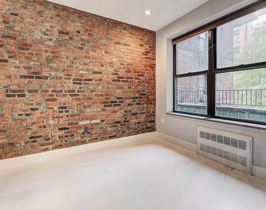 195 Stanton Street - Photo Thumbnail 2