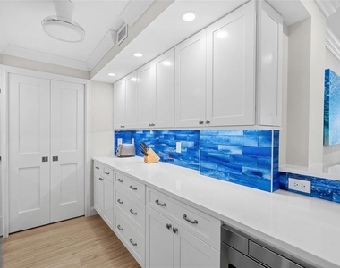 2100 N Atlantic Avenue - Photo Thumbnail 11