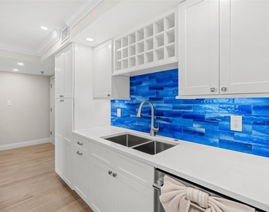 2100 N Atlantic Avenue - Photo Thumbnail 12