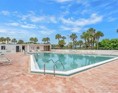 2100 N Atlantic Avenue - Photo Thumbnail 38