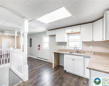 1240 Pembroke Road - Photo Thumbnail 6