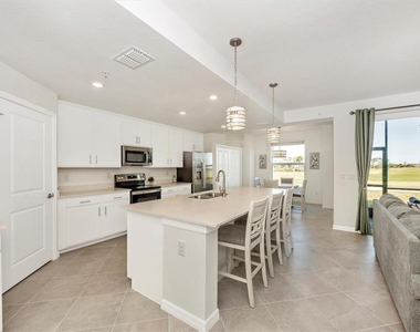 12550 Galapagos Street - Photo Thumbnail 4