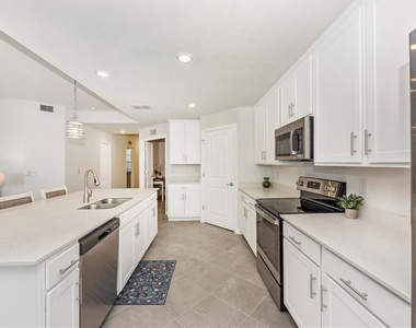 12550 Galapagos Street - Photo Thumbnail 7