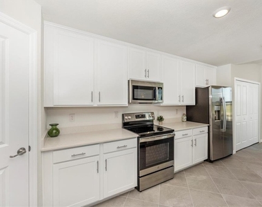 12550 Galapagos Street - Photo Thumbnail 9