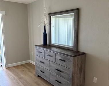 4711 Santa Barbara Boulevard - Photo Thumbnail 13