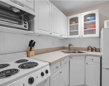 2782 Woodgate Lane - Photo Thumbnail 10