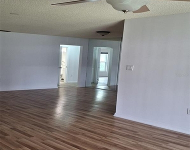 4160 Fruitville Road - Photo Thumbnail 14