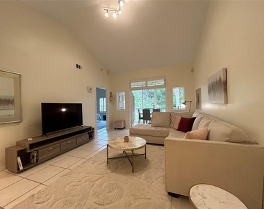 3605 54th Drive W - Photo Thumbnail 7