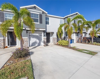 8685 Daydream Street - Photo Thumbnail 1