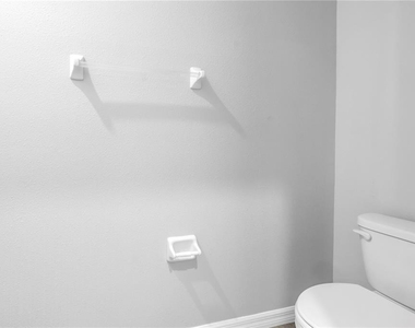 8685 Daydream Street - Photo Thumbnail 20