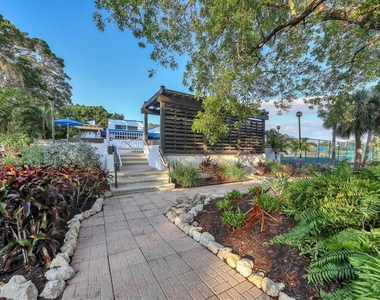 842 Bayport Way - Photo Thumbnail 6