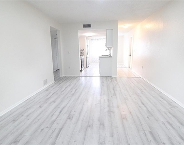 5310 26th Street W - Photo Thumbnail 17