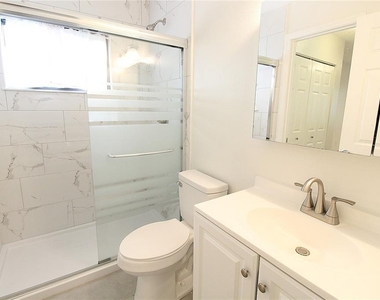 5310 26th Street W - Photo Thumbnail 11
