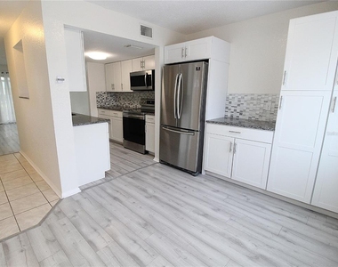 5310 26th Street W - Photo Thumbnail 4