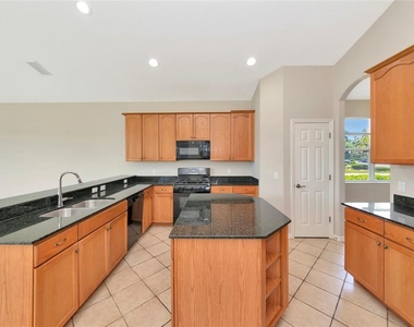 12079 Aster Avenue - Photo Thumbnail 7