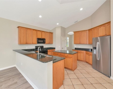 12079 Aster Avenue - Photo Thumbnail 8