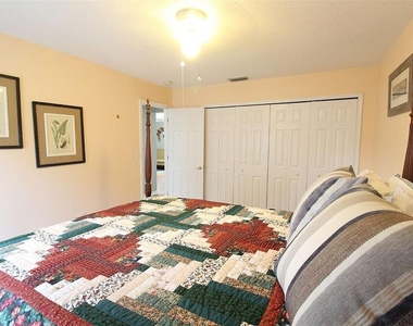 1959 Toucan Way - Photo Thumbnail 2