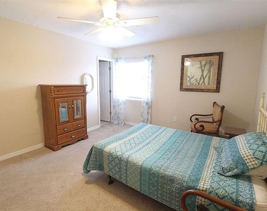 1959 Toucan Way - Photo Thumbnail 5