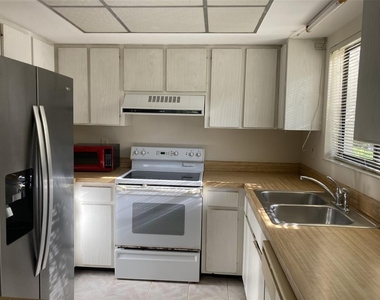 3500 El Conquistador Parkway - Photo Thumbnail 5