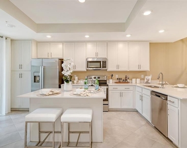 12390 Wellen Golf Street - Photo Thumbnail 14