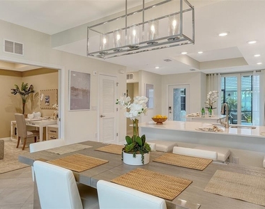 12390 Wellen Golf Street - Photo Thumbnail 10