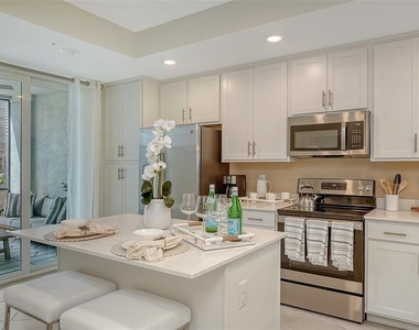 12390 Wellen Golf Street - Photo Thumbnail 15
