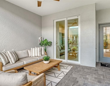 12390 Wellen Golf Street - Photo Thumbnail 7
