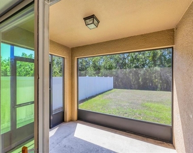 153 Tierra Verde Way - Photo Thumbnail 22