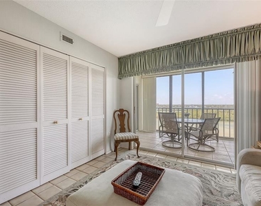 9393 Midnight Pass Road - Photo Thumbnail 20