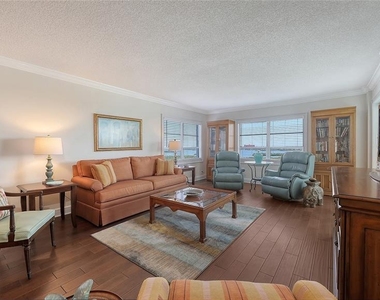 9393 Midnight Pass Road - Photo Thumbnail 9