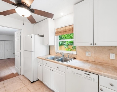 3709 Alden Way - Photo Thumbnail 16