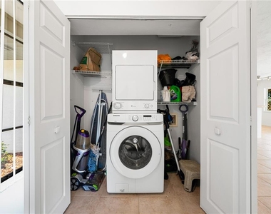 3709 Alden Way - Photo Thumbnail 28