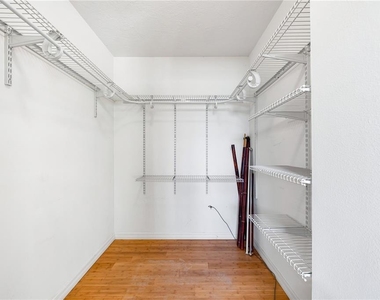 3709 Alden Way - Photo Thumbnail 24