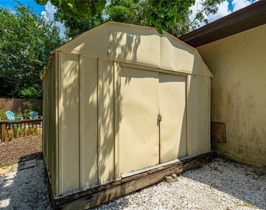 3709 Alden Way - Photo Thumbnail 41