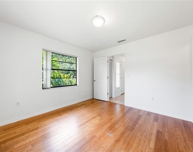 3709 Alden Way - Photo Thumbnail 26