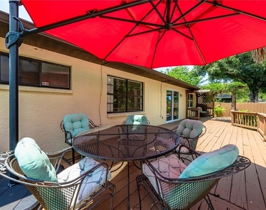 3709 Alden Way - Photo Thumbnail 32